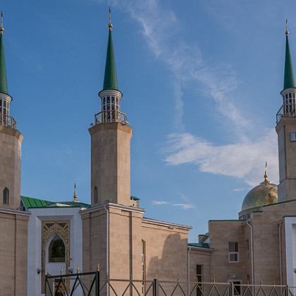 Входная группа Мечеть Иман Нуры. 
